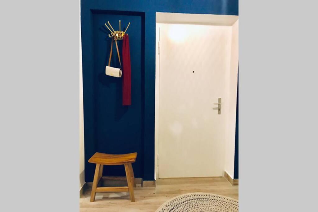 In The Heart Of Mannheim, Free Parking, Netflix, Fast Wifi Mannheim