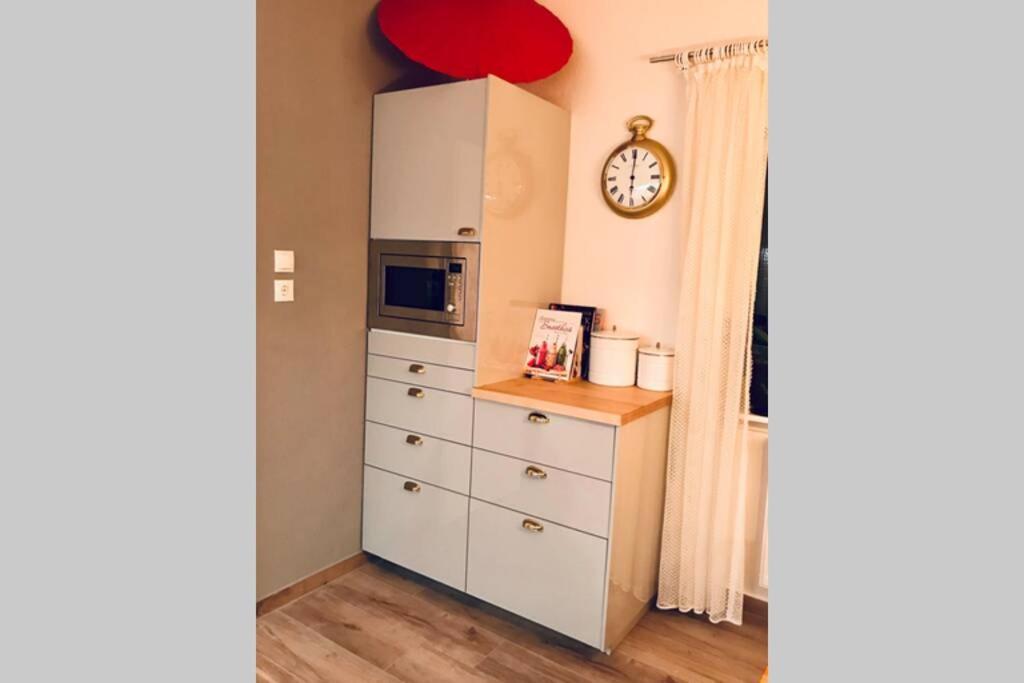 In The Heart Of Mannheim, Free Parking, Netflix, Fast Wifi Mannheim
